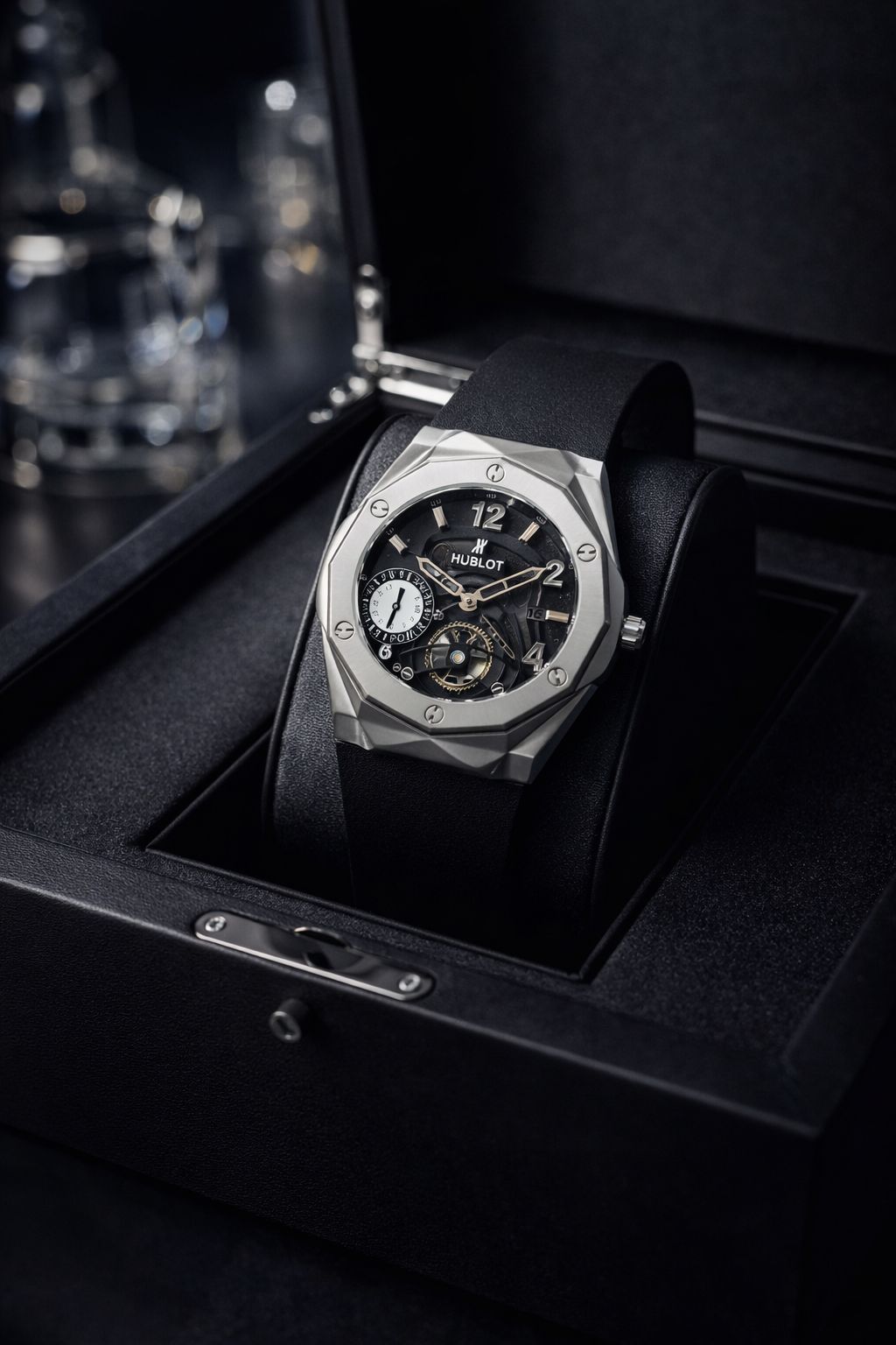 Luxury Skeleton Dial Men’s Watch – Modern Mechanical Timepiece