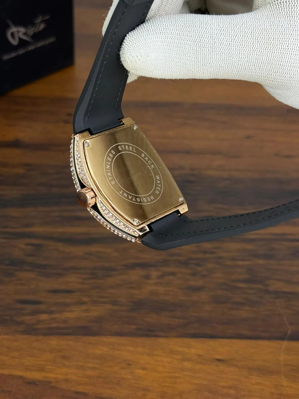 Royal Ice Luxe Crystal Watch – Premium Diamond-Style Statement Timepiece